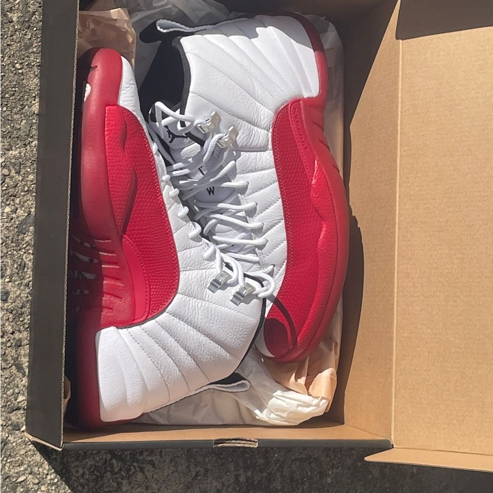 Jordan 12 Retro Cherry size 9